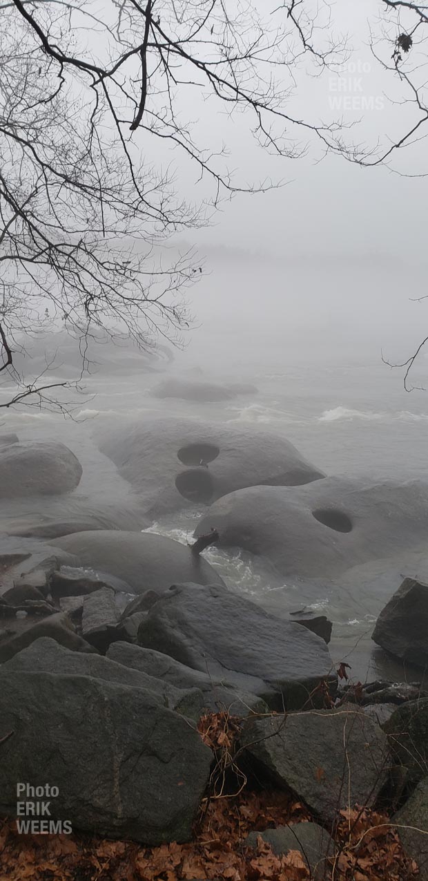 James River Rocks and fog