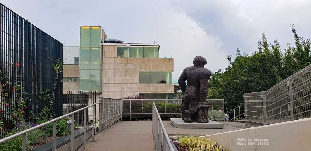 Walking to VMFA Museum with rain coming in