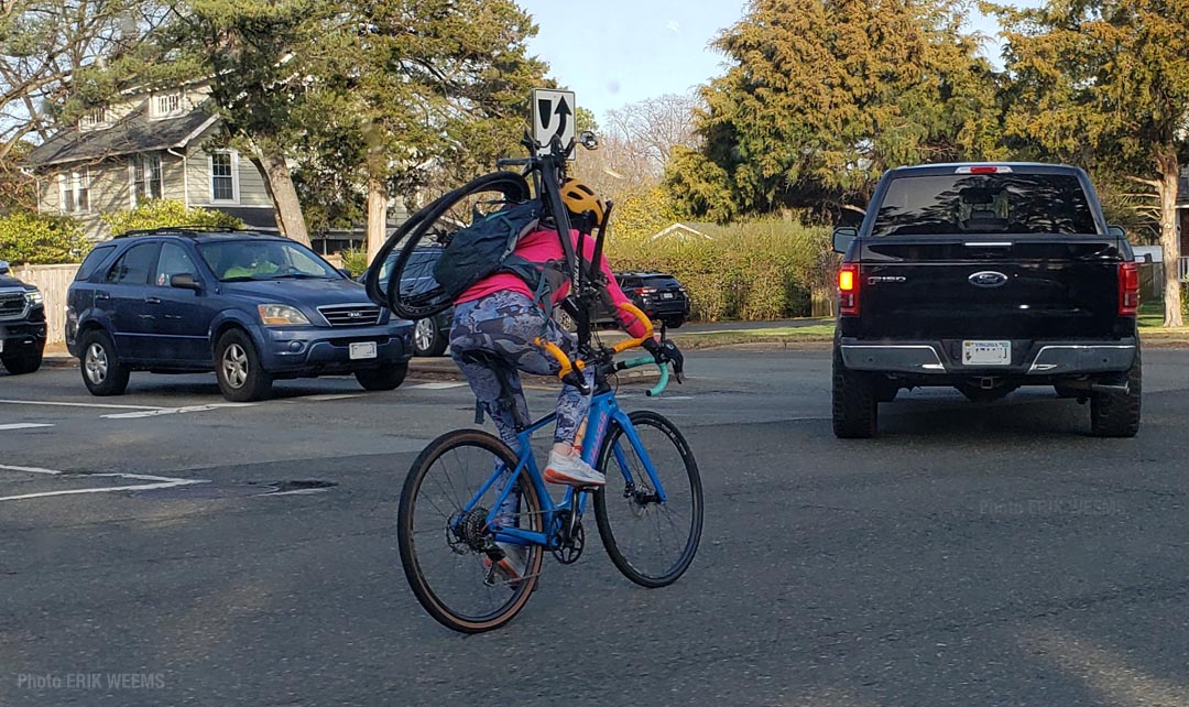 Hauling a bicycle with a bicycle