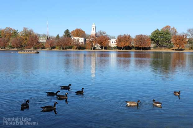 Fountain lake in Autumn - Richmond Virginia